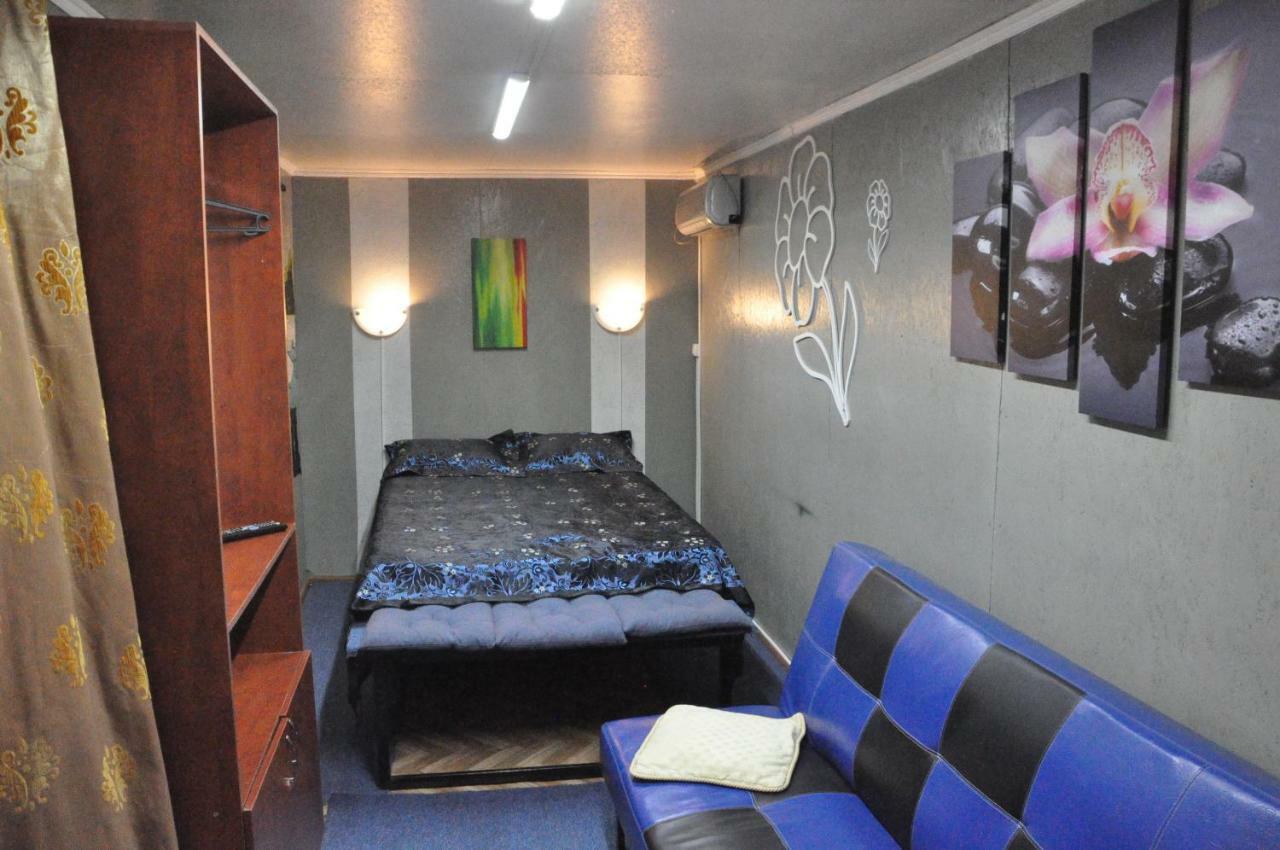 Hostel 24 Алматы Экстерьер фото